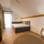 Holiday home Henry - Prywatna Sauna I Jacuzzi *