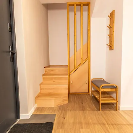 Henry - Prywatna Sauna I Jacuzzi Nyaraló
