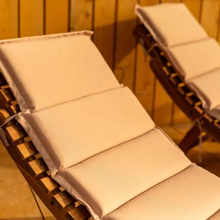 Henry - Prywatna Sauna I Jacuzzi *