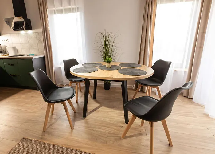 Henry - Prywatna Sauna I Jacuzzi