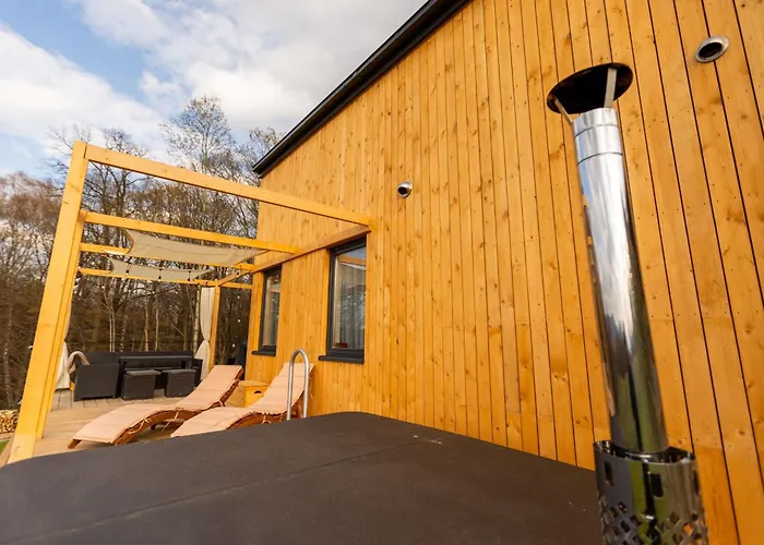 Henry - Prywatna Sauna I Jacuzzi 度假居 *